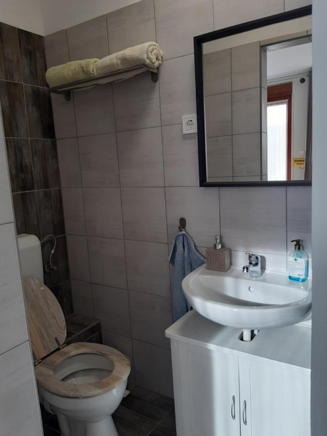 Nóra Apartman Gyula Zewnętrze zdjęcie