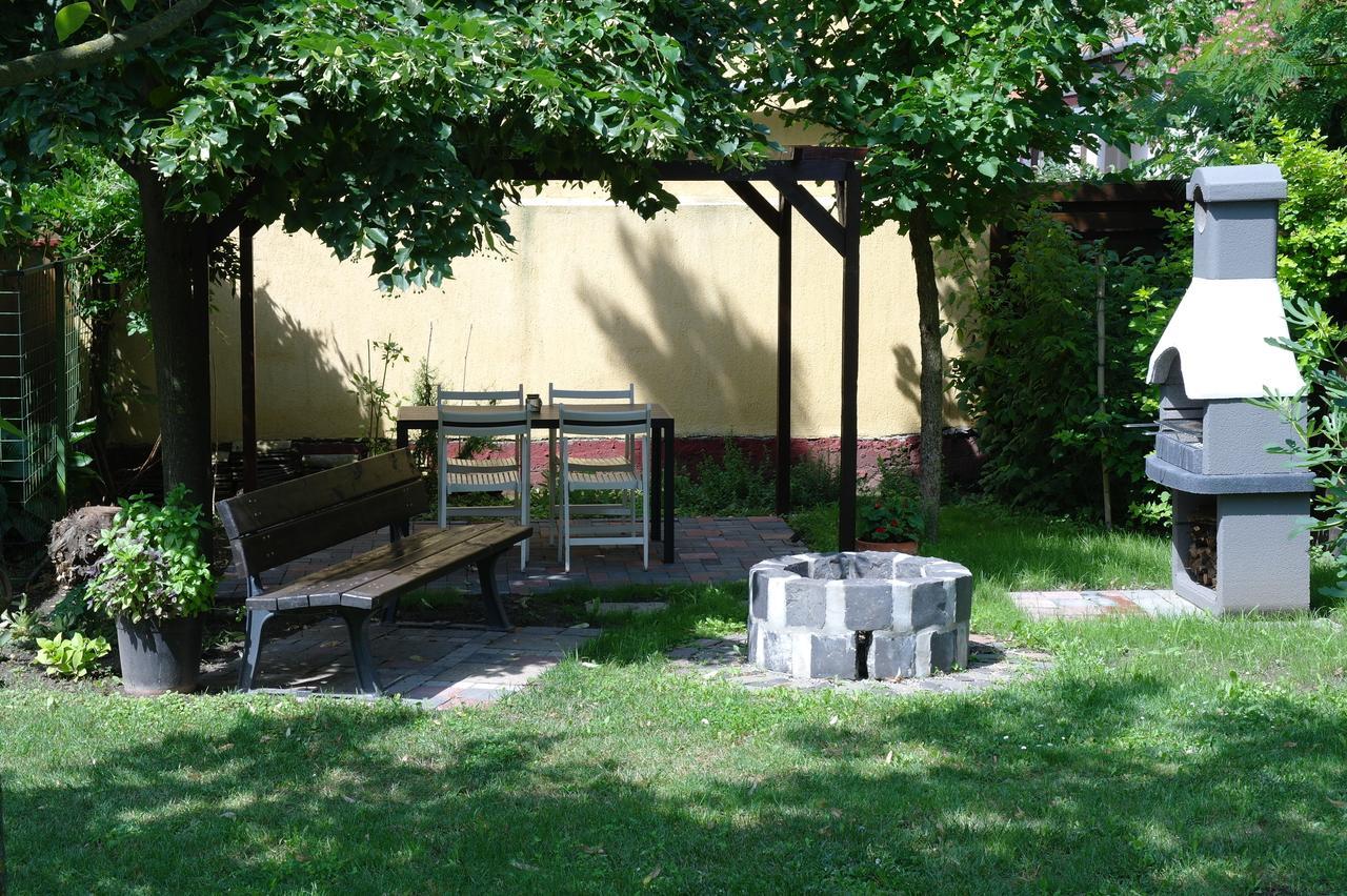 Nóra Apartman Gyula Zewnętrze zdjęcie
